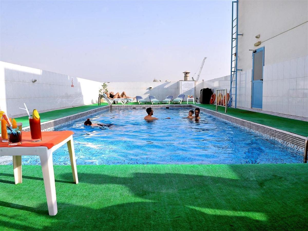Signature Inn Hotel Deira Dubai Buitenkant foto