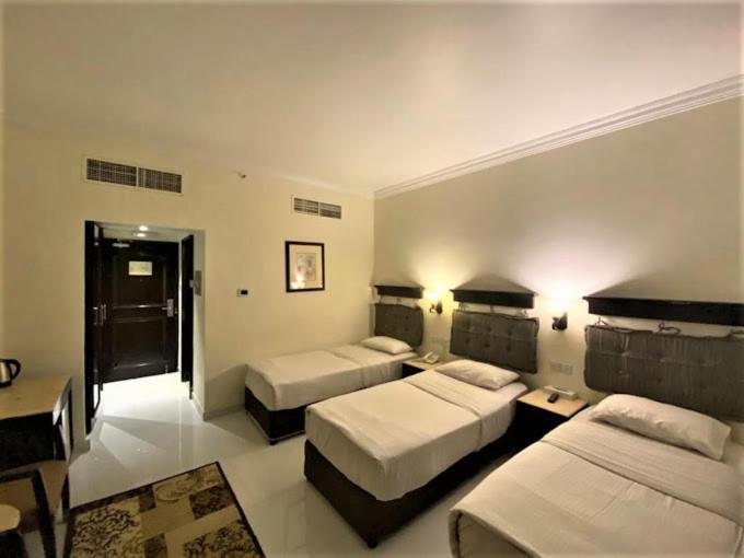 Signature Inn Hotel Deira Dubai Buitenkant foto